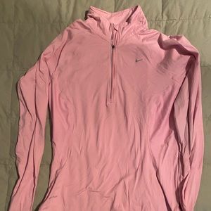 Nike women’s half-zip pullover